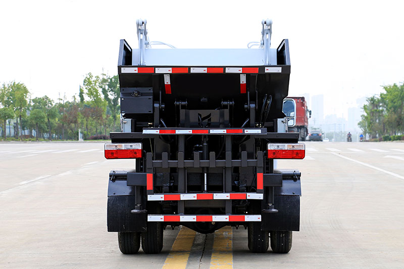 東風途逸無泄漏后裝掛桶垃圾車(3方)